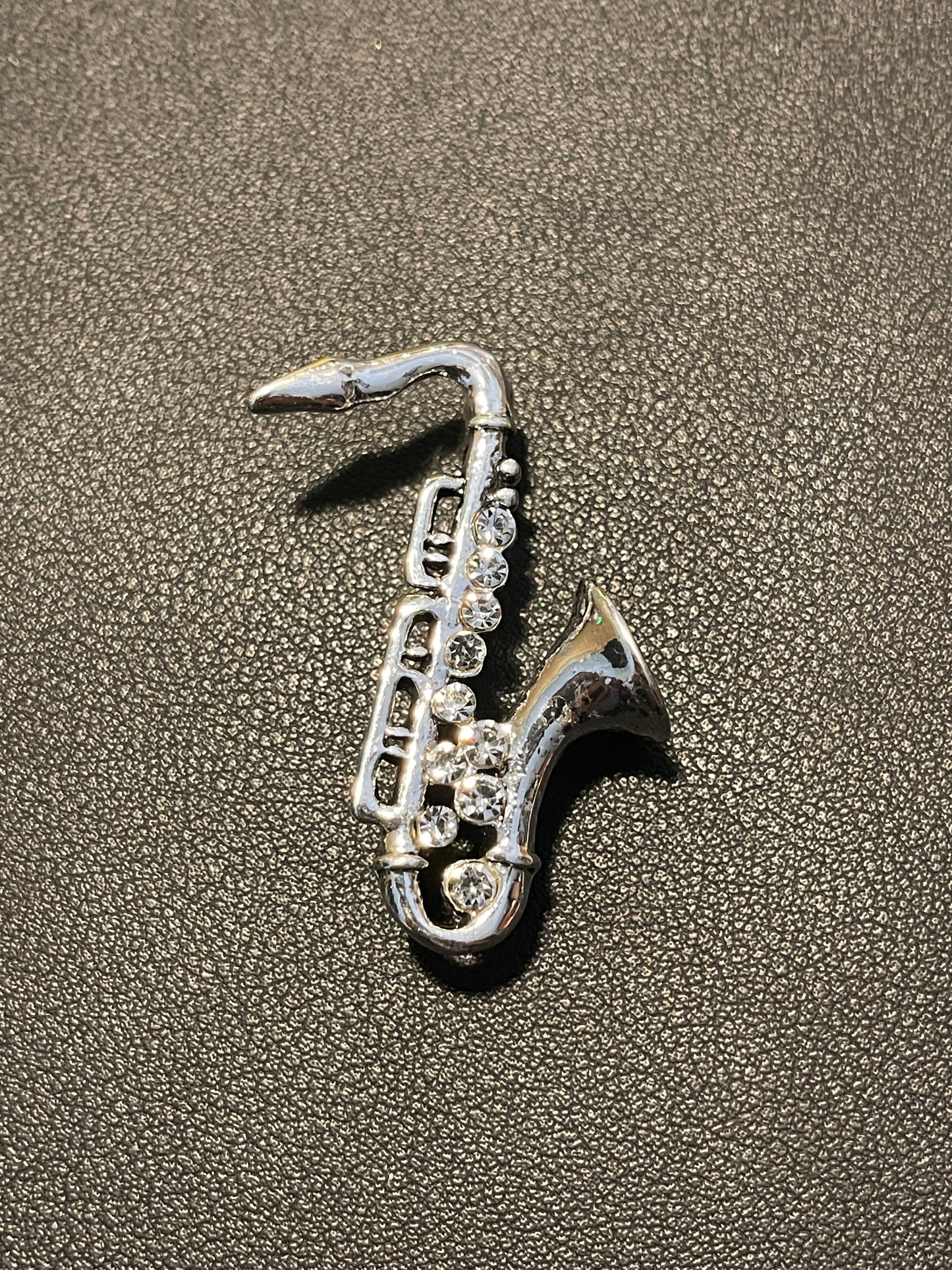 Pregadeira Saxofone