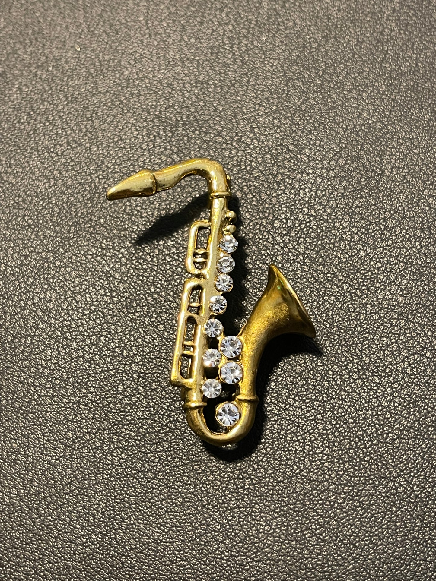 Pregadeira Saxofone