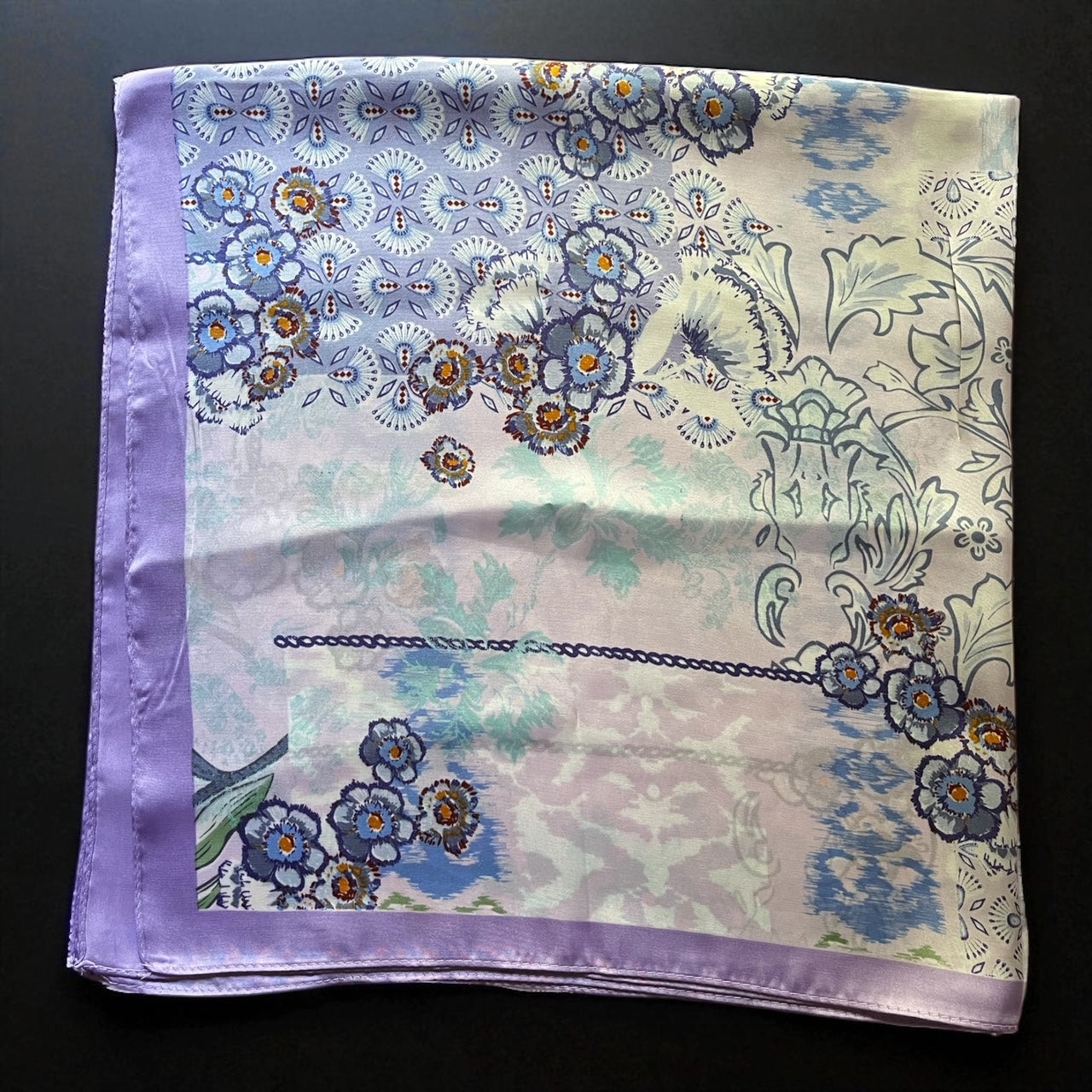 Lenço Floral