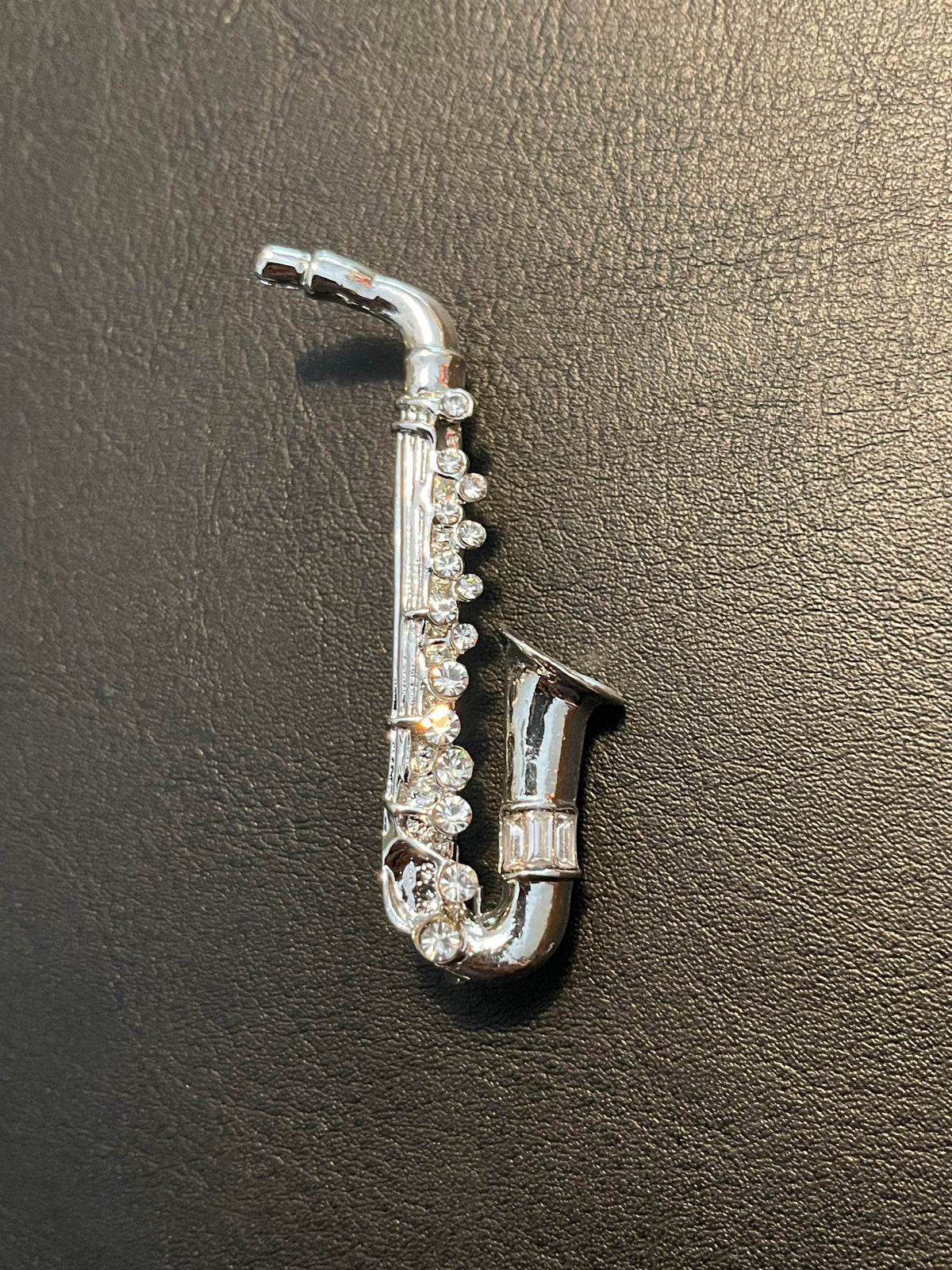 Pregadeira Saxofone