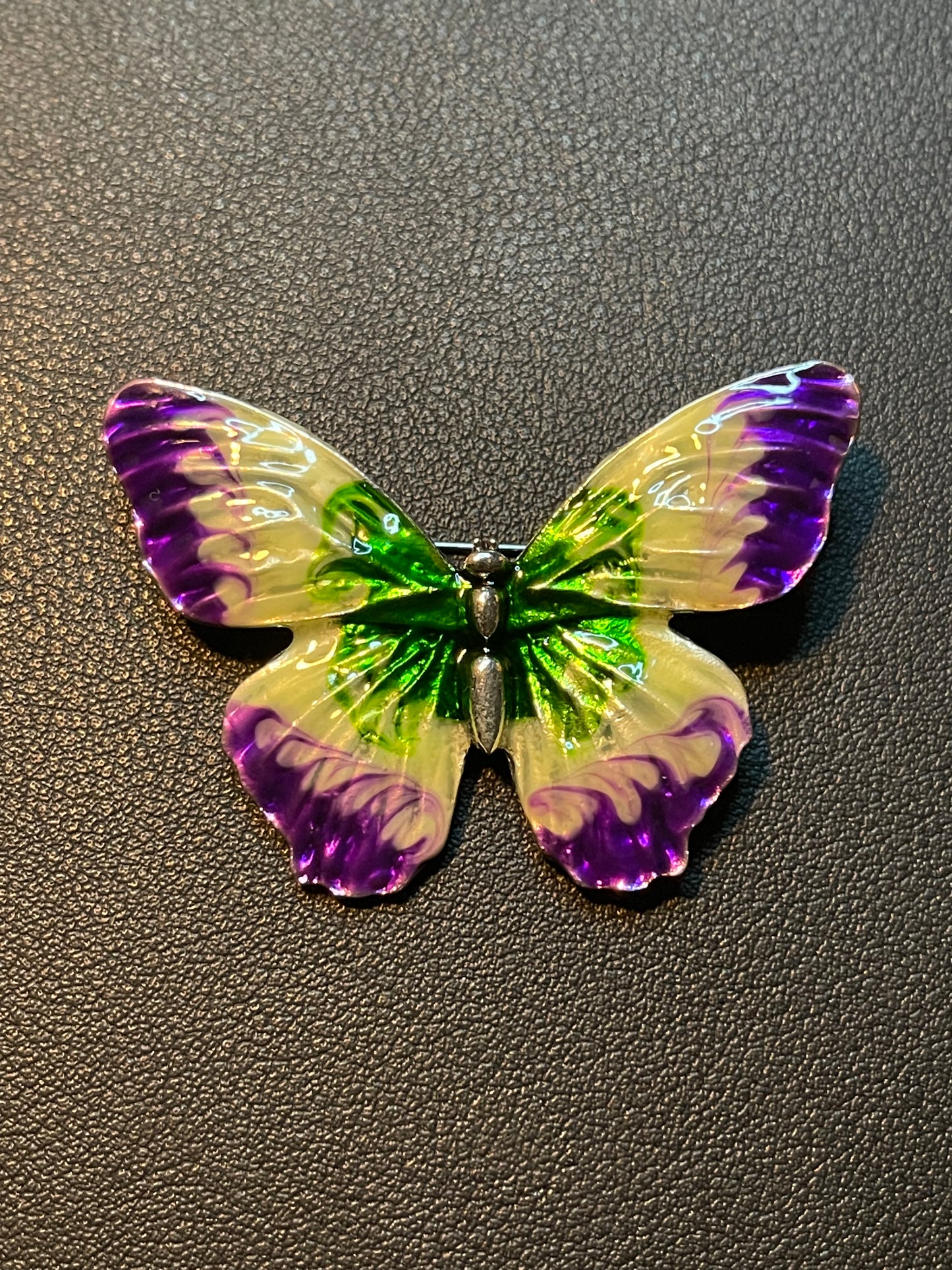 Pregadeira Borboleta
