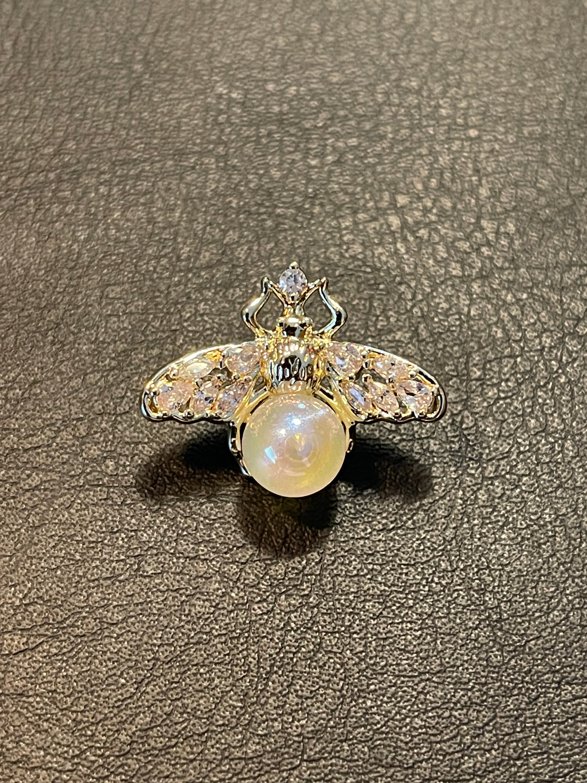 Pin Abelha Zircónia