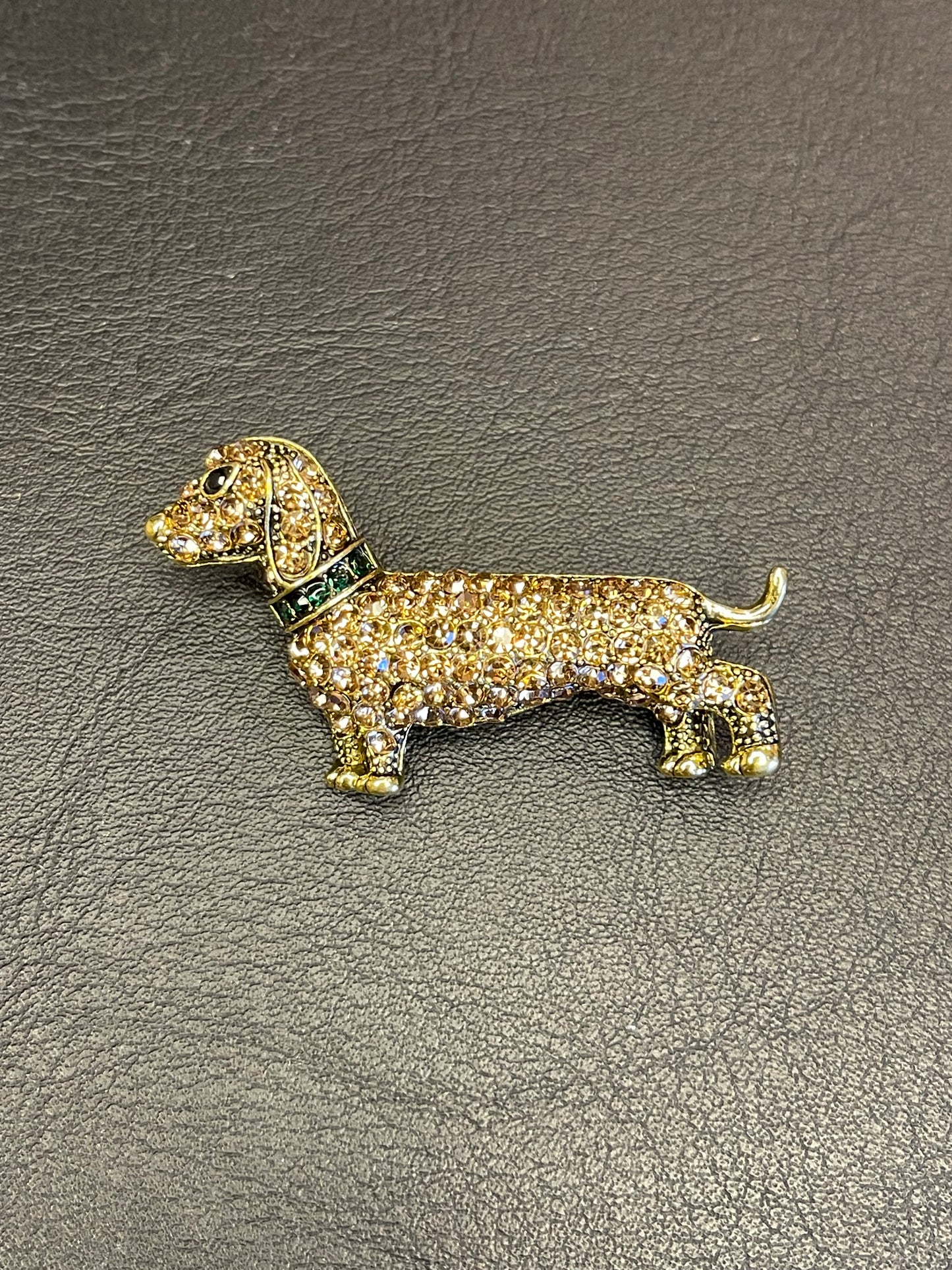 Pregadeira Cão Teckel