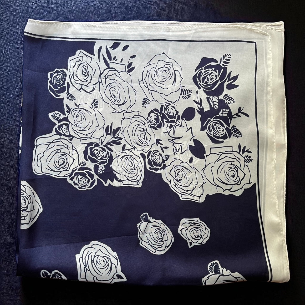 Lenço Rosas