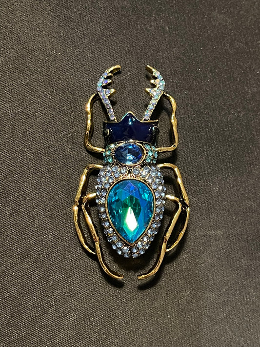 Pregadeira Escaravelho